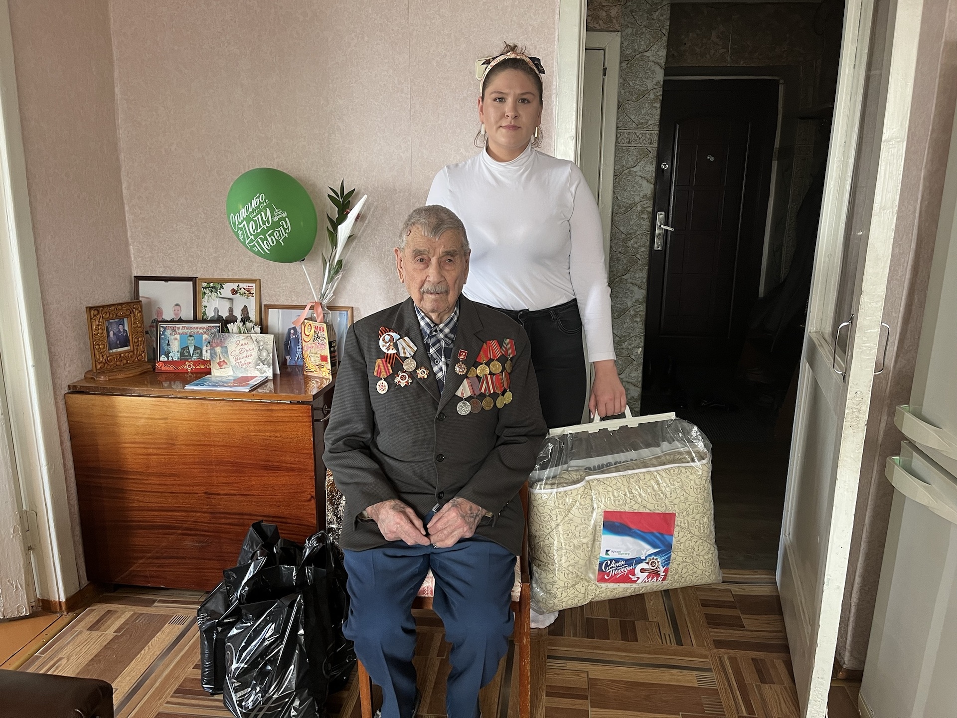 Поздравляем наших ветеранов